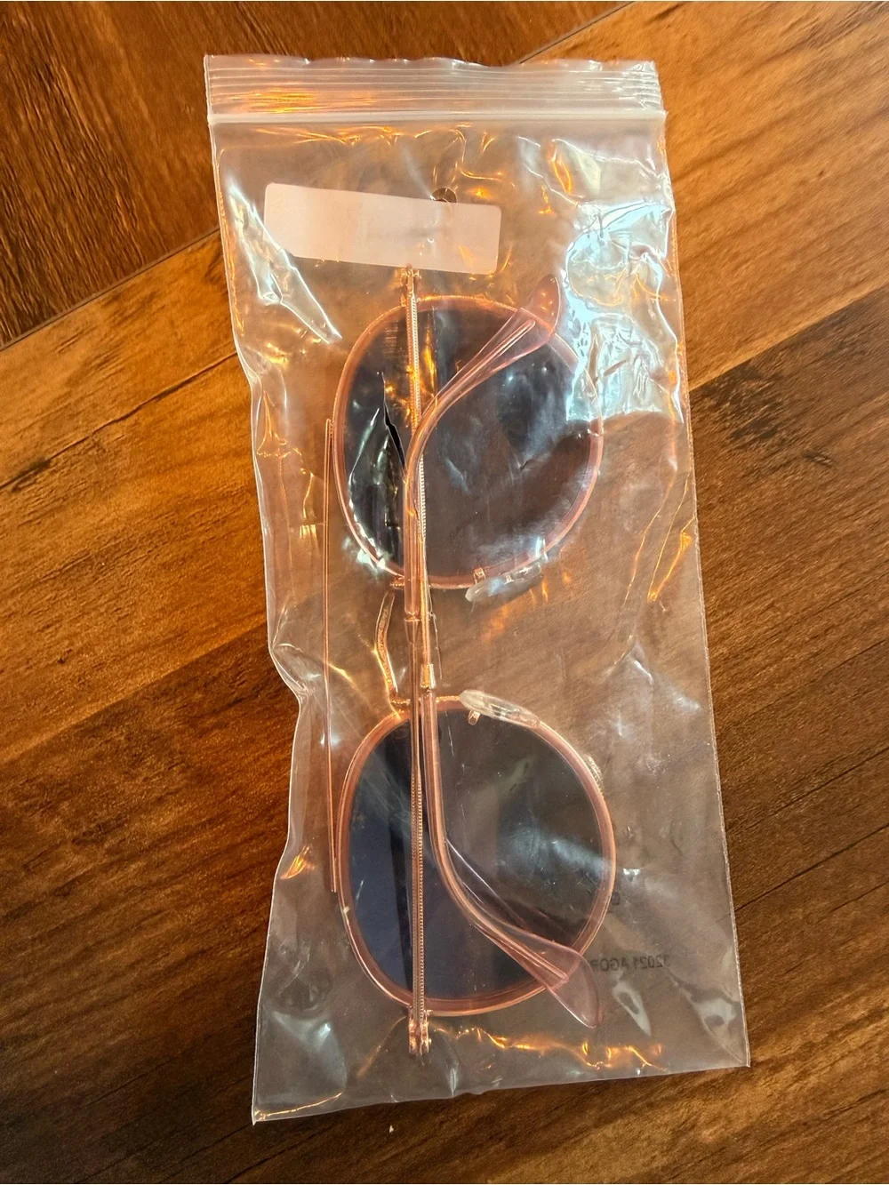 Ray-Ban Round Sunglasses in Rose Gold with Brown Gradient Lenses